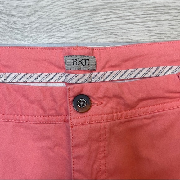 BKE Buckle Corral 5” Inseam Mid Rise Chino Flat Front Shorts Women’s Size 31 - Picture 6 of 11